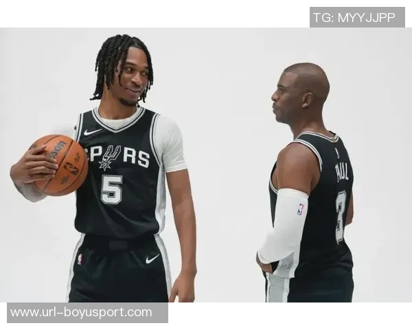 保罗分享指导年轻球员的经验强调沟通与努力的重要性