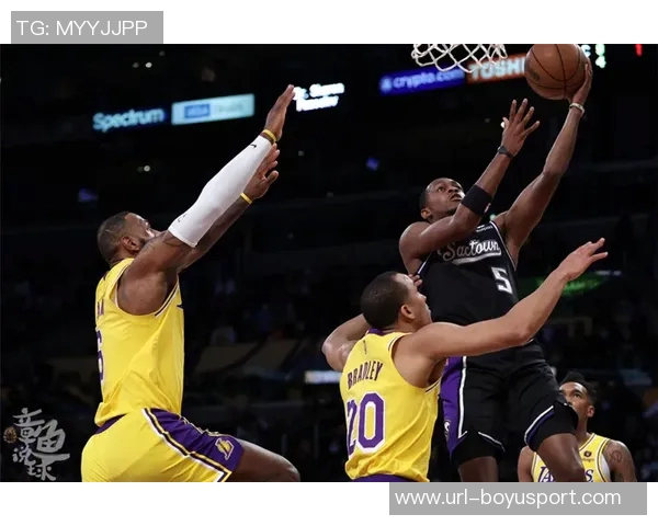 迪班萨狂砍33分10篮板10助攻助杨百翰豪取九连胜状态火热引发关注